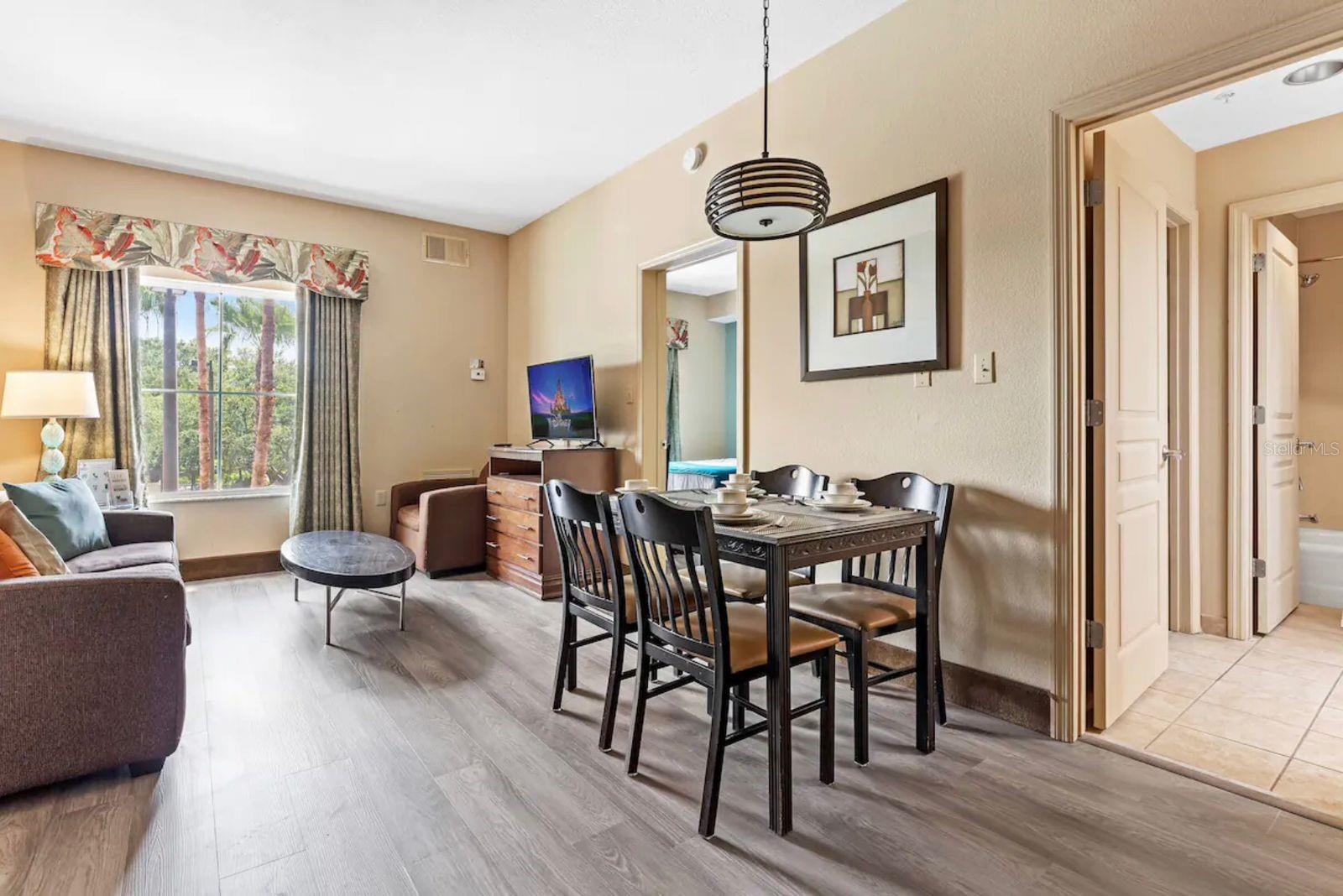 8303 PALM PKWY #307, ORLANDO, FL, 32836