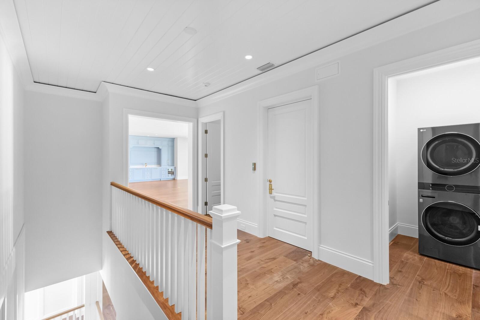 D6134942 Property Photo