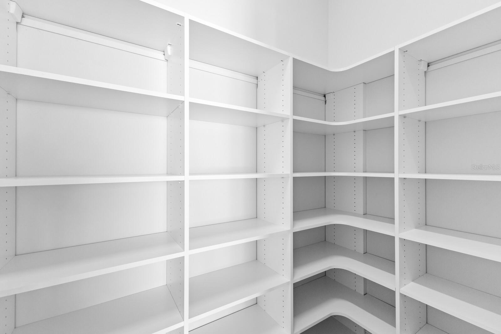 D6134942 Property Photo