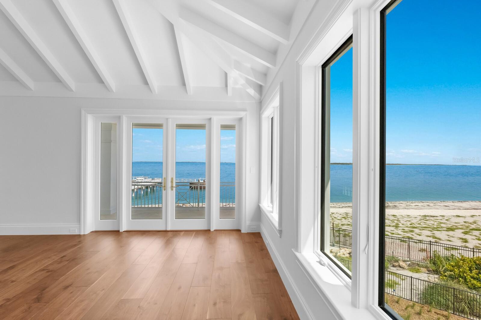 D6134942 Property Photo