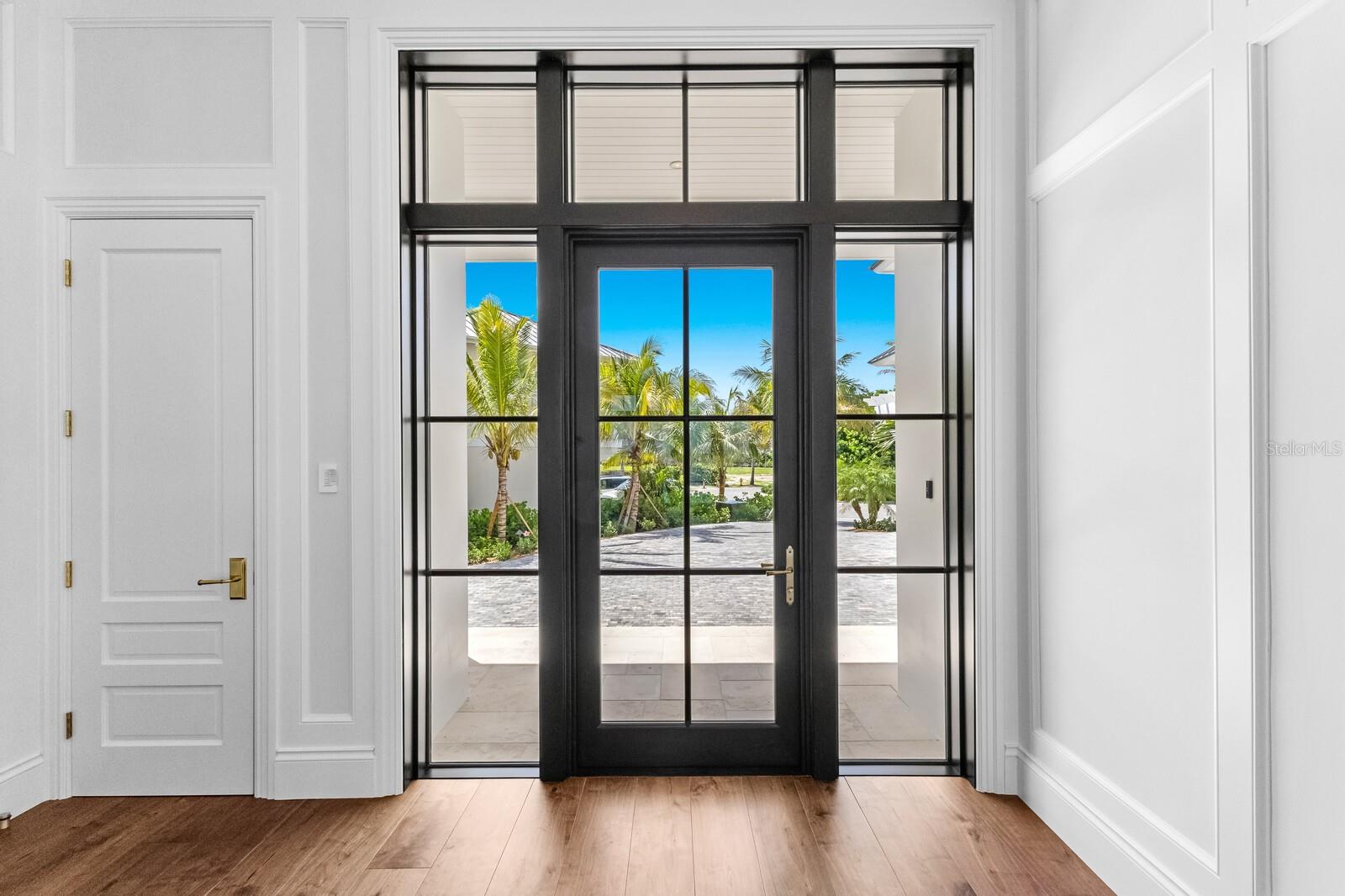 D6134942 Property Photo