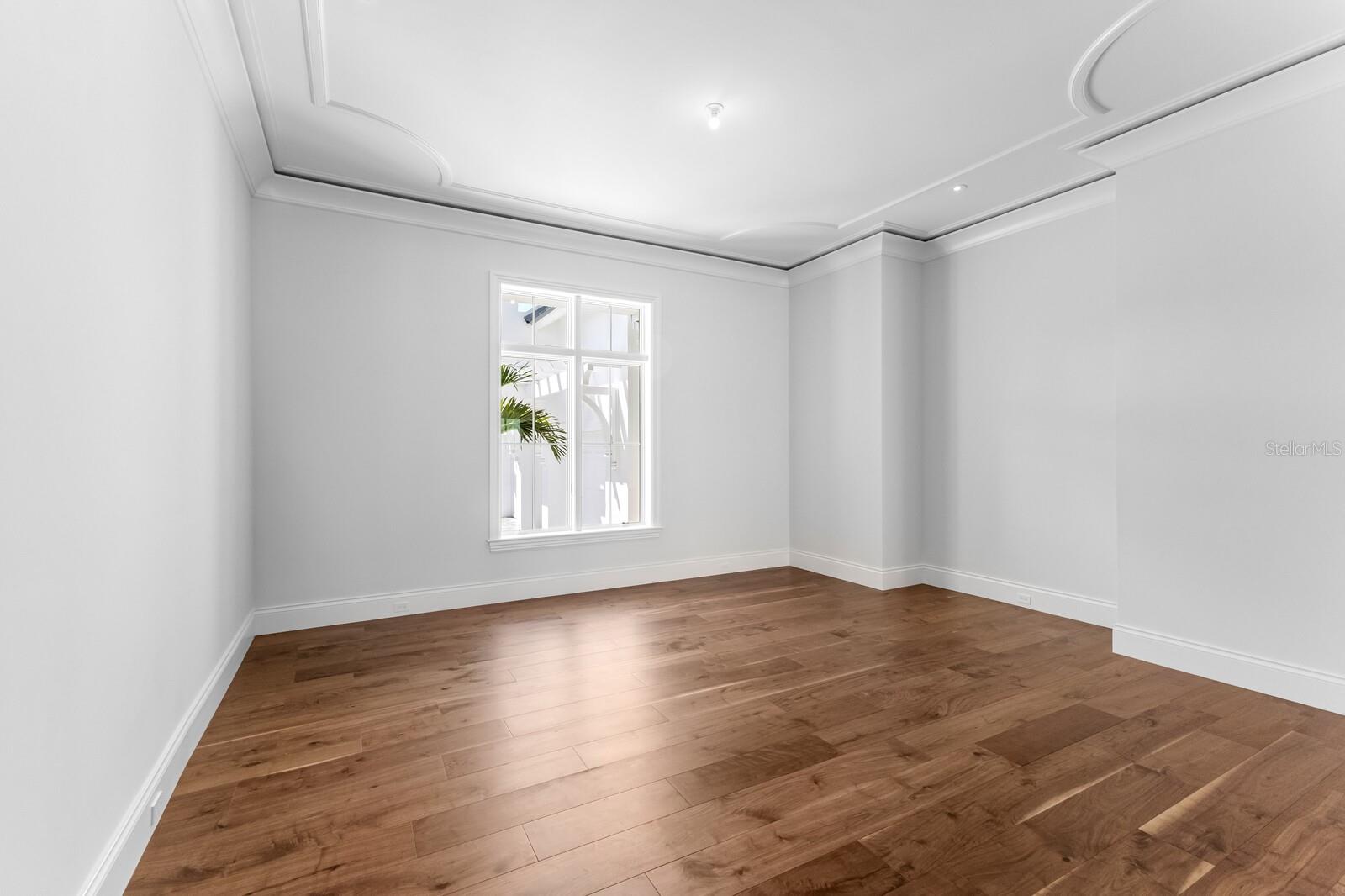 D6134942 Property Photo