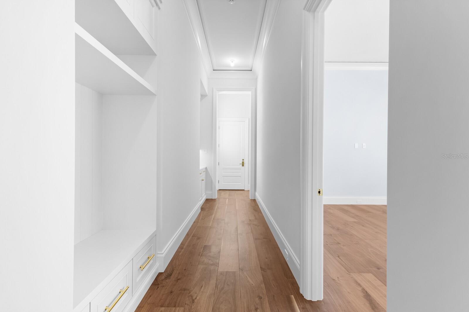 D6134942 Property Photo