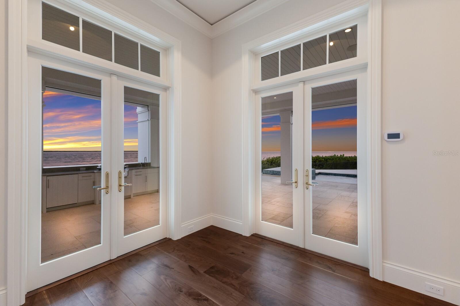 D6134942 Property Photo