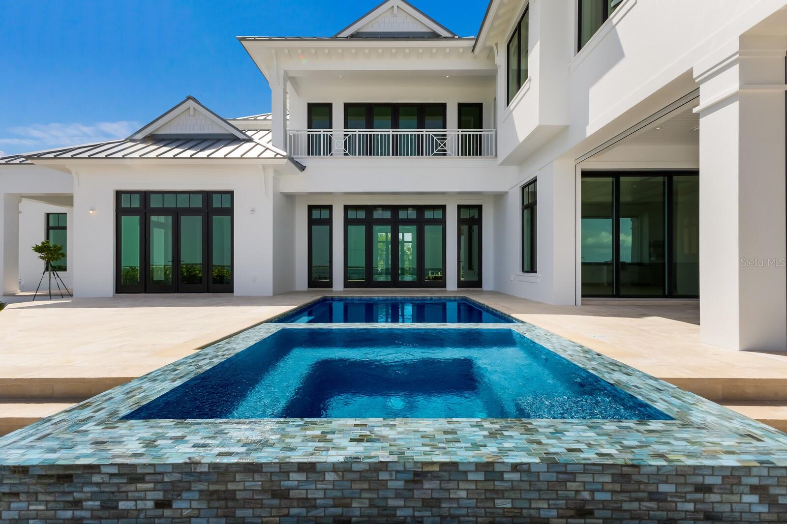 D6134942 Property Photo