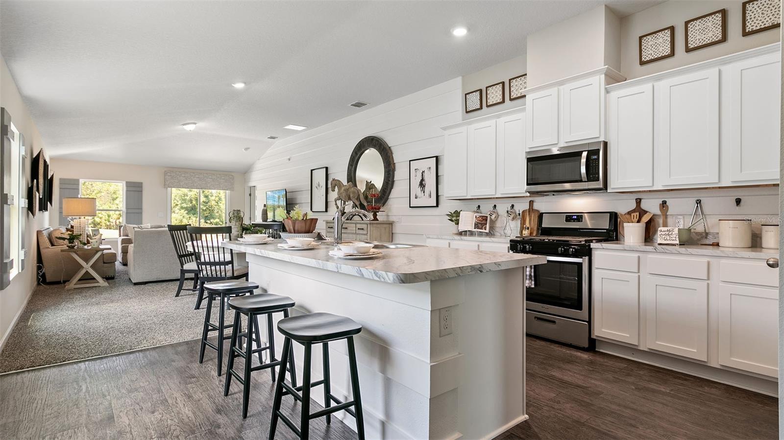 18 POTTERVILLE LN, PALM COAST, FL, 32164