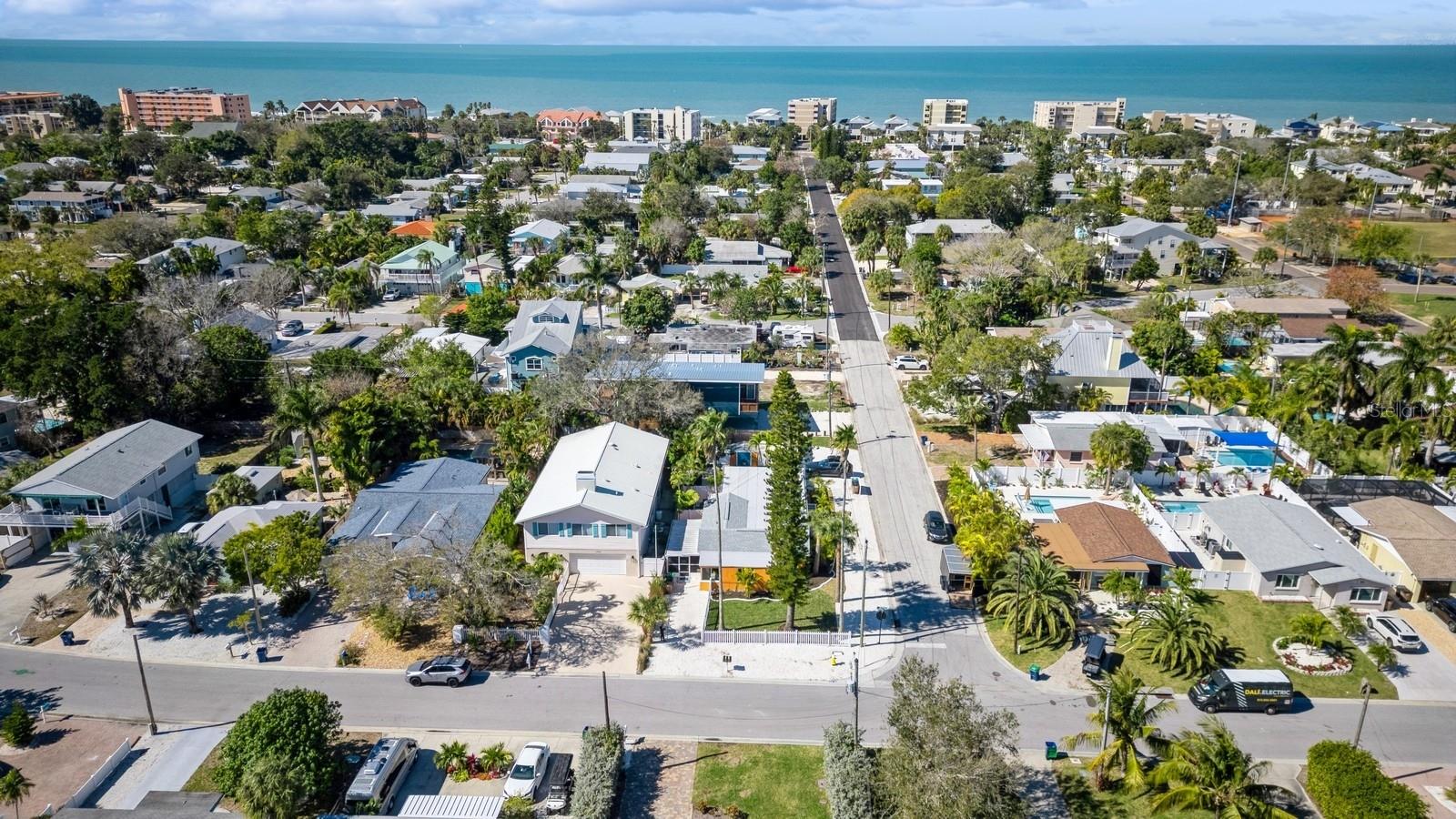 1214 BAY PINE BLVD, INDIAN ROCKS BEACH, FL, 33785