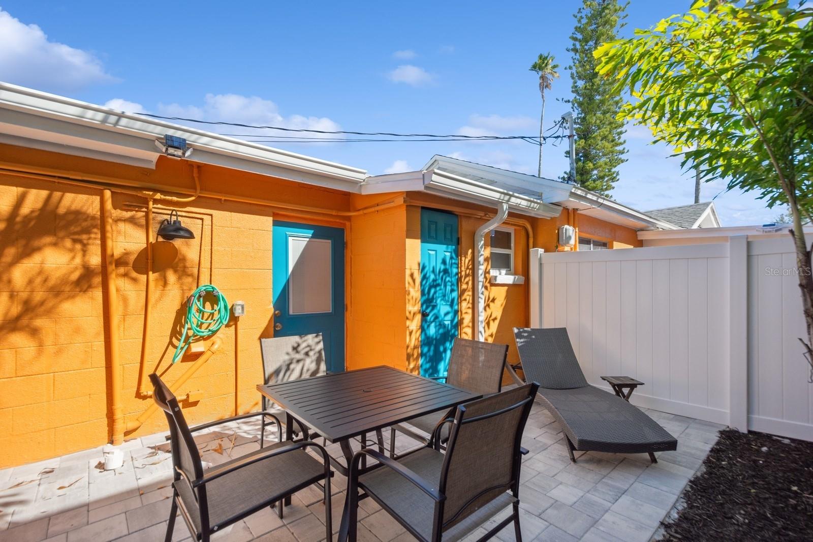 1214 BAY PINE BLVD, INDIAN ROCKS BEACH, FL, 33785