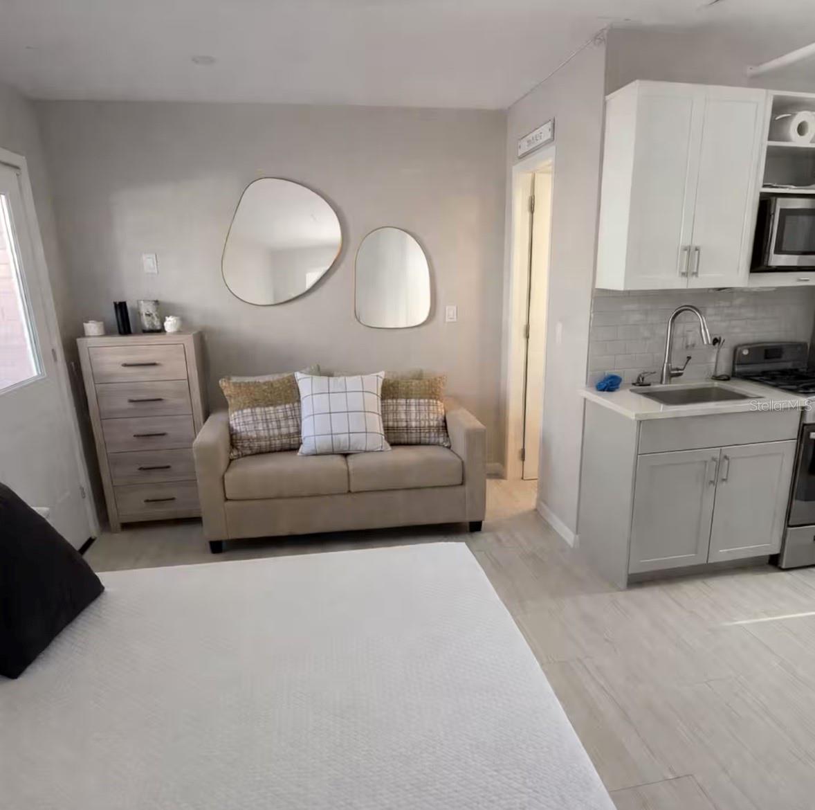 1214 BAY PINE BLVD, INDIAN ROCKS BEACH, FL, 33785