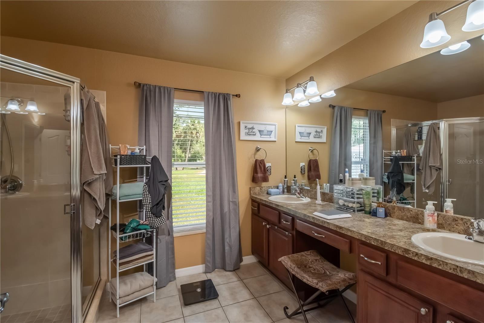 236 MASTADON DR, INGLIS, FL, 34449