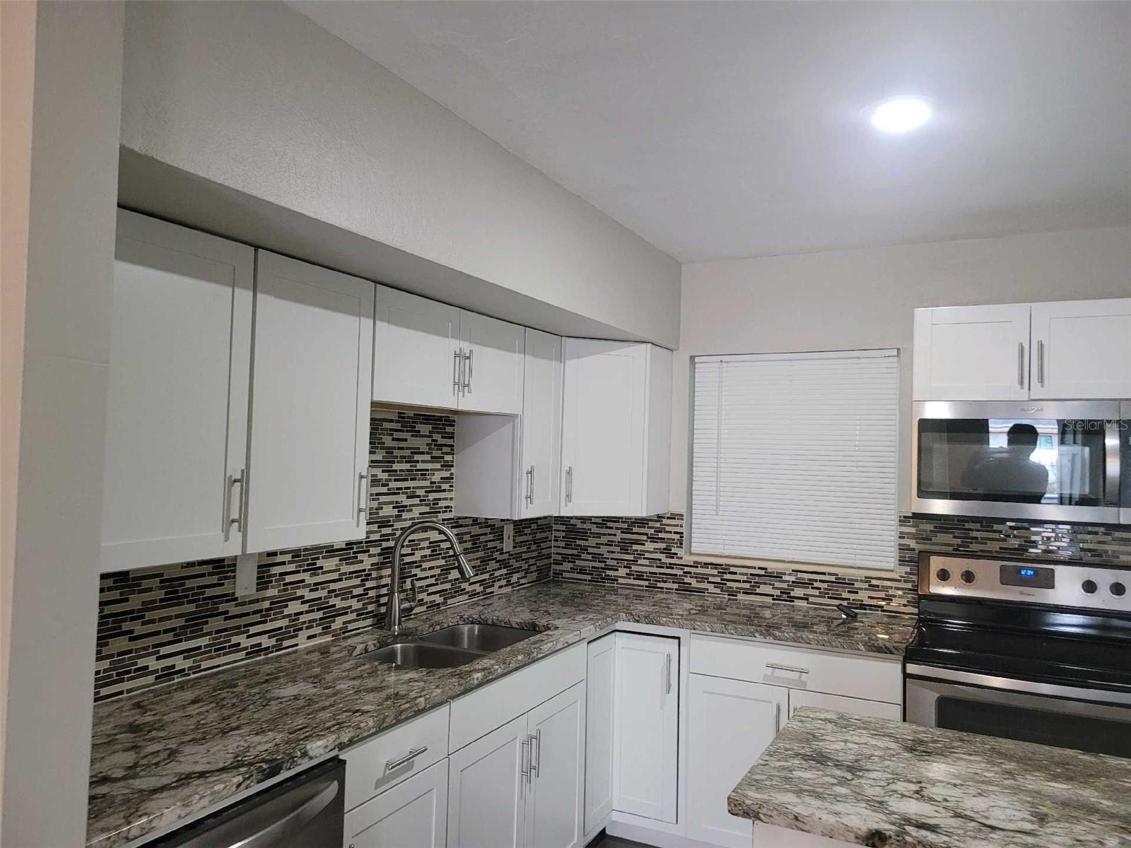 5701 66TH AVE N, PINELLAS PARK, FL, 33781