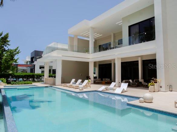 PR9104556 Property Photo