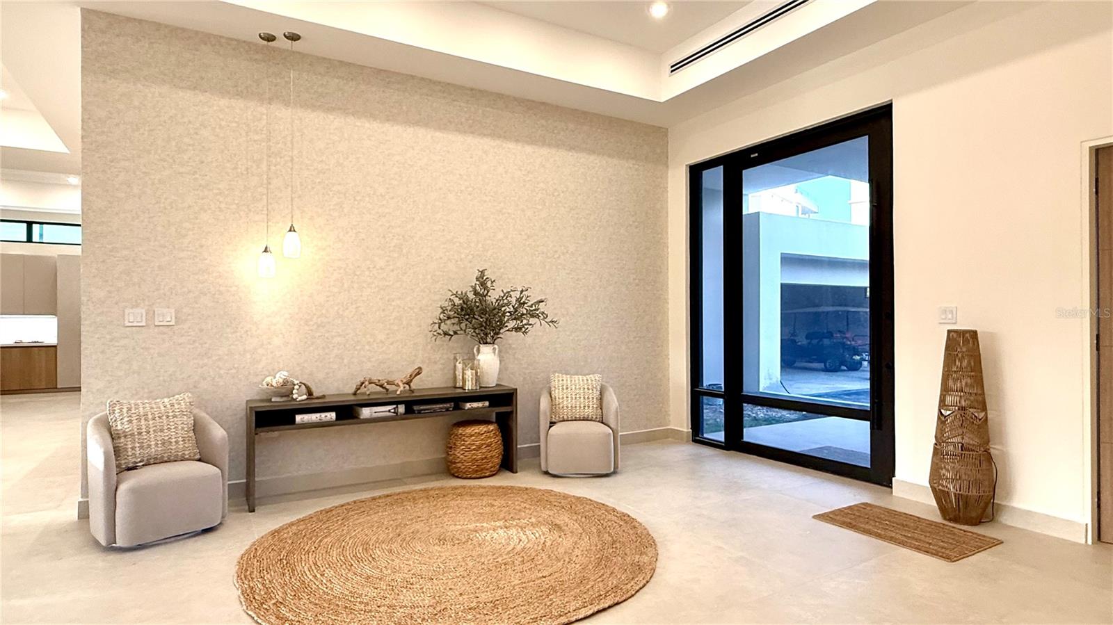 PR9104556 Property Photo