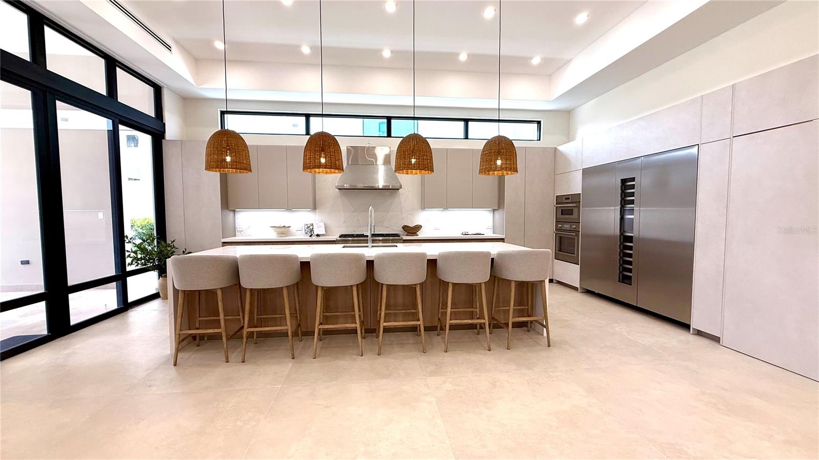 PR9104556 Property Photo