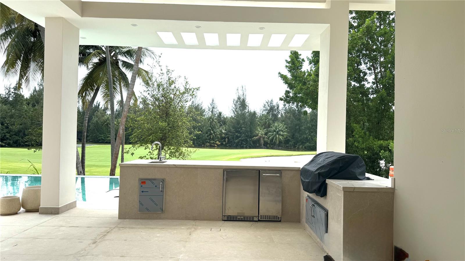 PR9104556 Property Photo