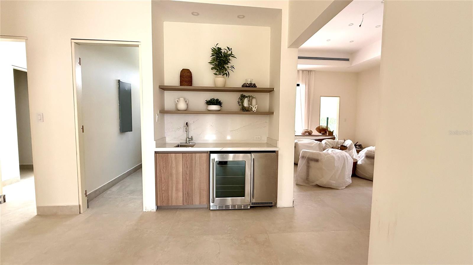 PR9104556 Property Photo