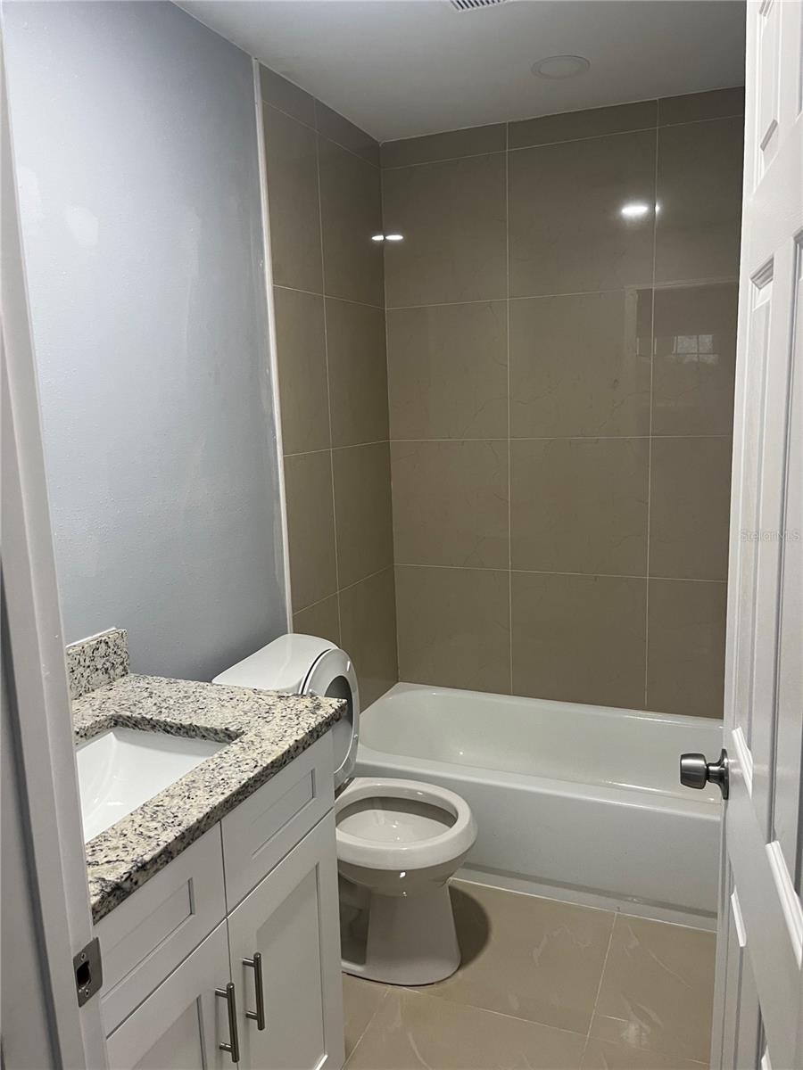 5012 TROYDALE RD, TAMPA, FL, 33615