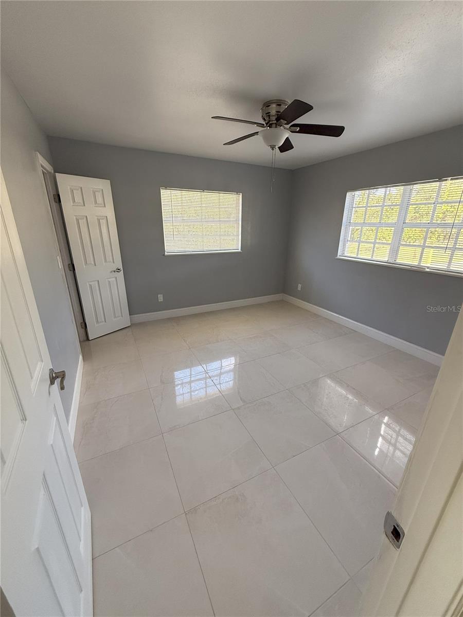 5012 TROYDALE RD, TAMPA, FL, 33615