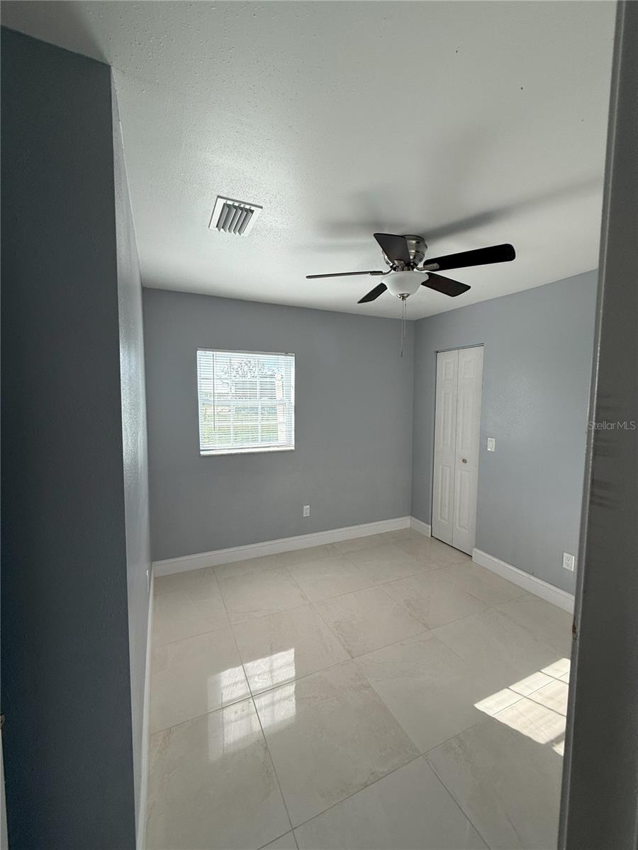 5012 TROYDALE RD, TAMPA, FL, 33615