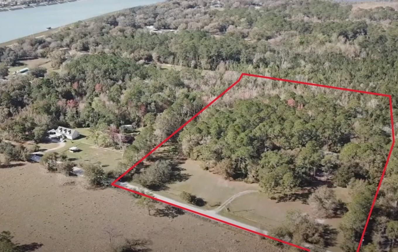 8615 KENTON RD, WESLEY CHAPEL, FL, 33545