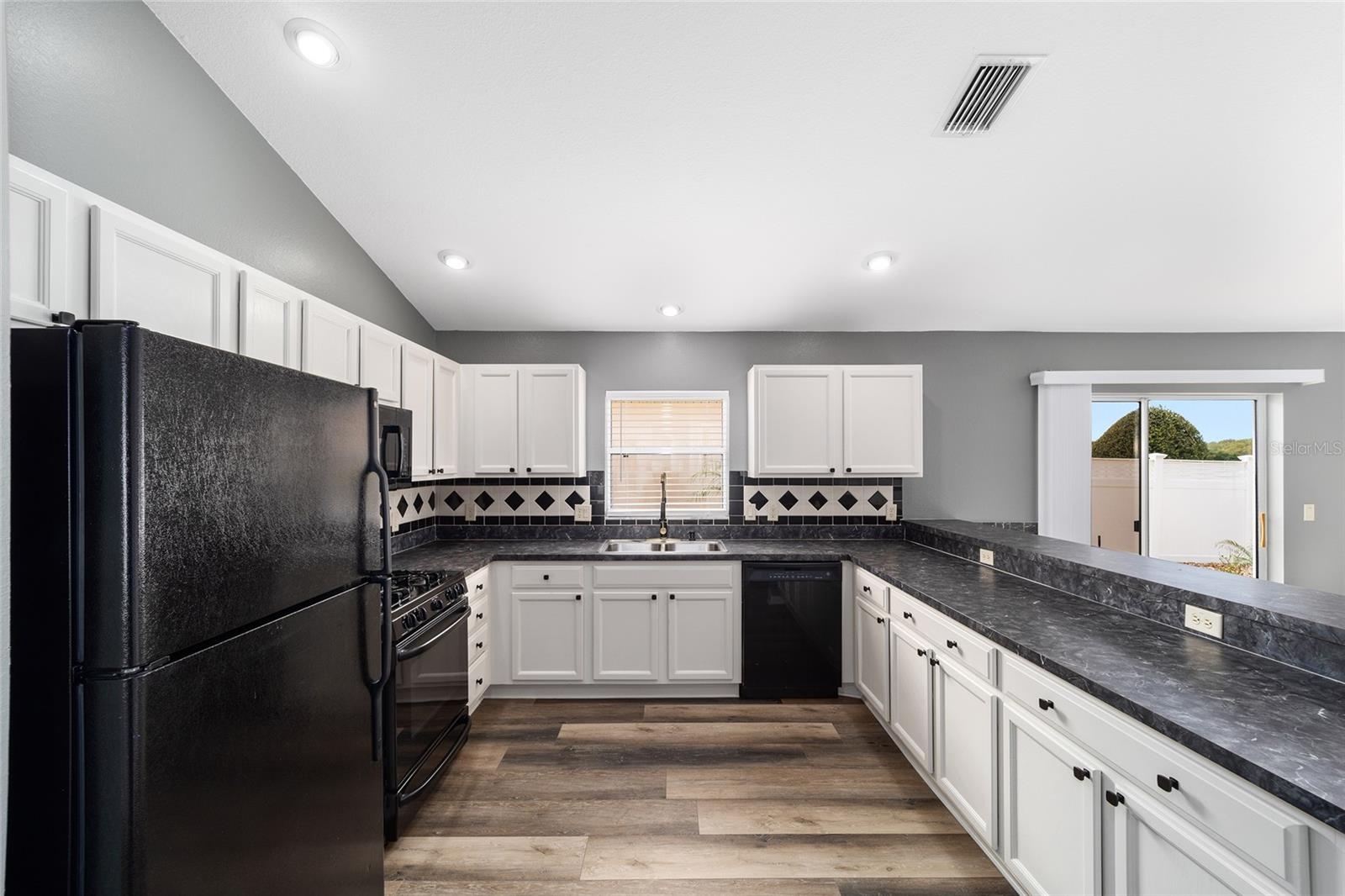 17124 SE 78TH CROWFIELD AVE, THE VILLAGES, FL, 32162
