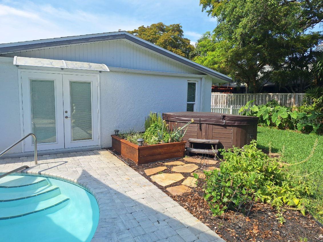 2244 PALM TER, SARASOTA, FL, 34231