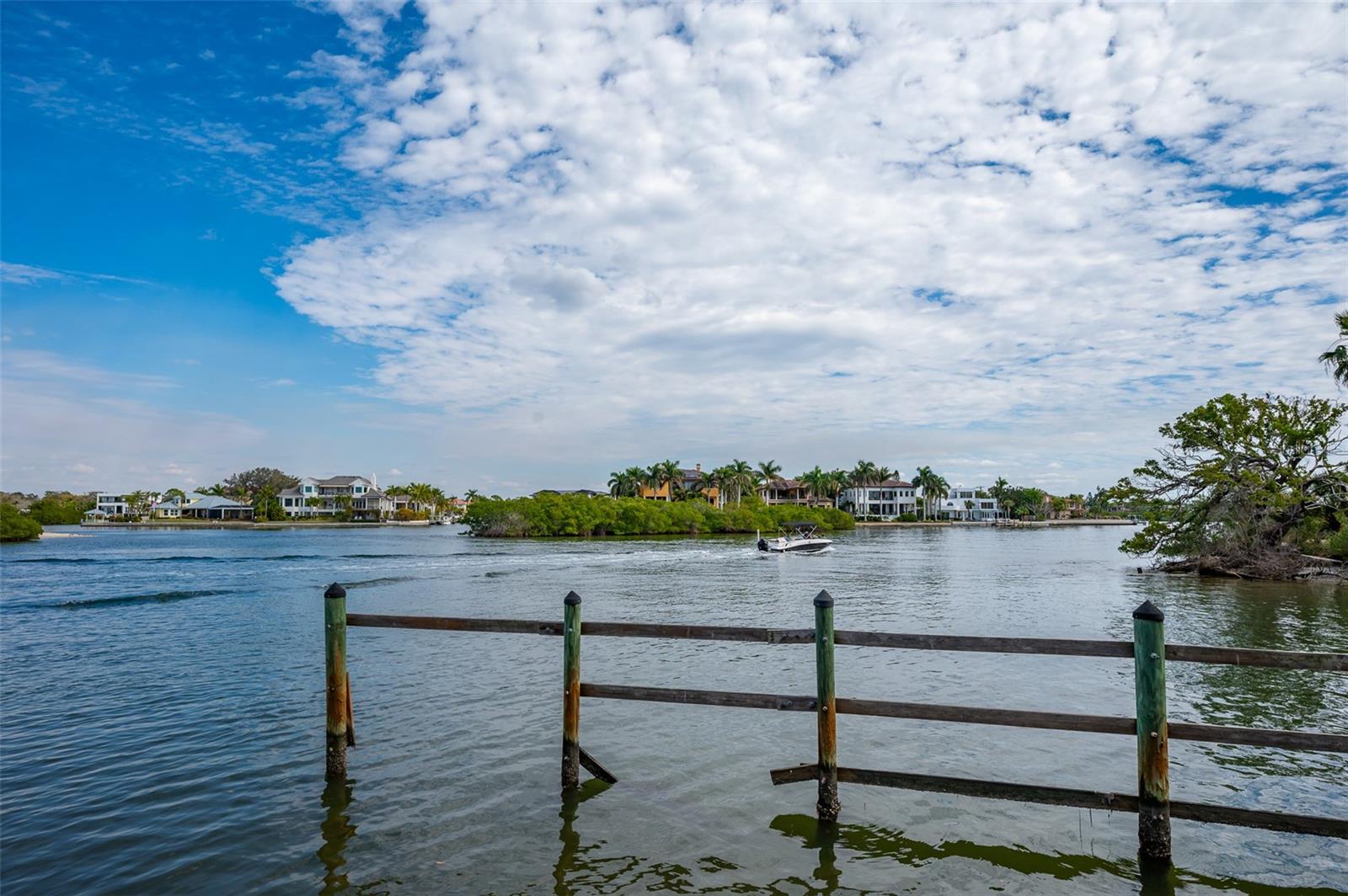 1660 SUMMERHOUSE LN #102, SARASOTA, FL, 34242