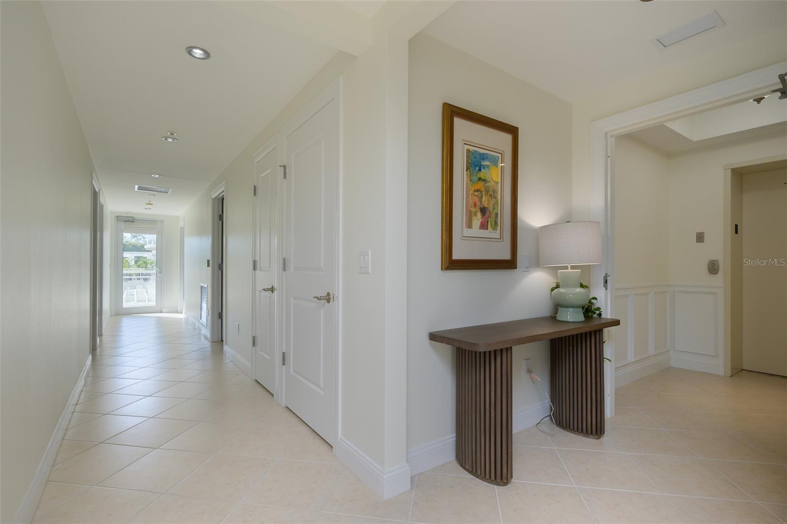 1660 SUMMERHOUSE LN #102, SARASOTA, FL, 34242