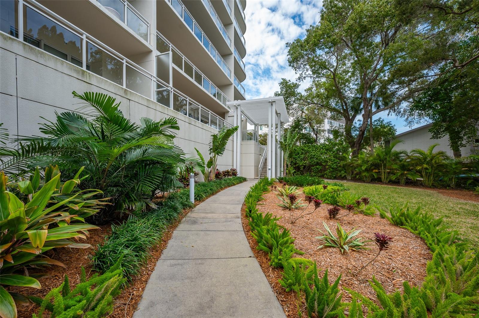 1660 SUMMERHOUSE LN #102, SARASOTA, FL, 34242