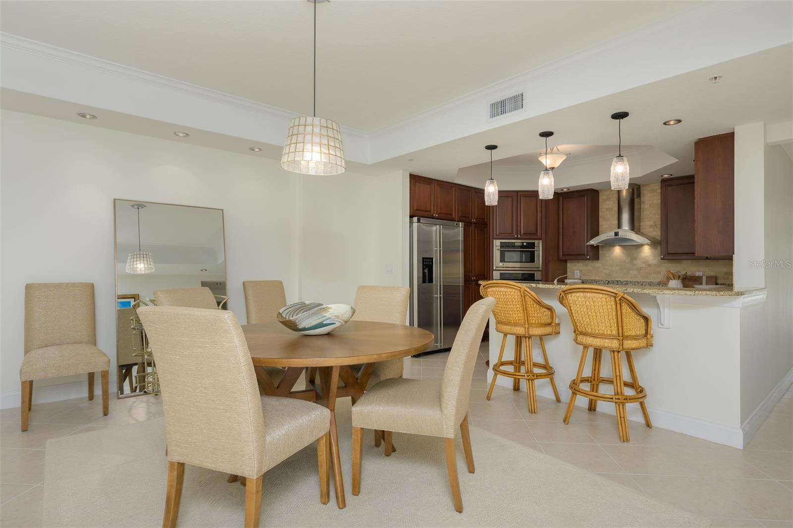 1660 SUMMERHOUSE LN #102, SARASOTA, FL, 34242