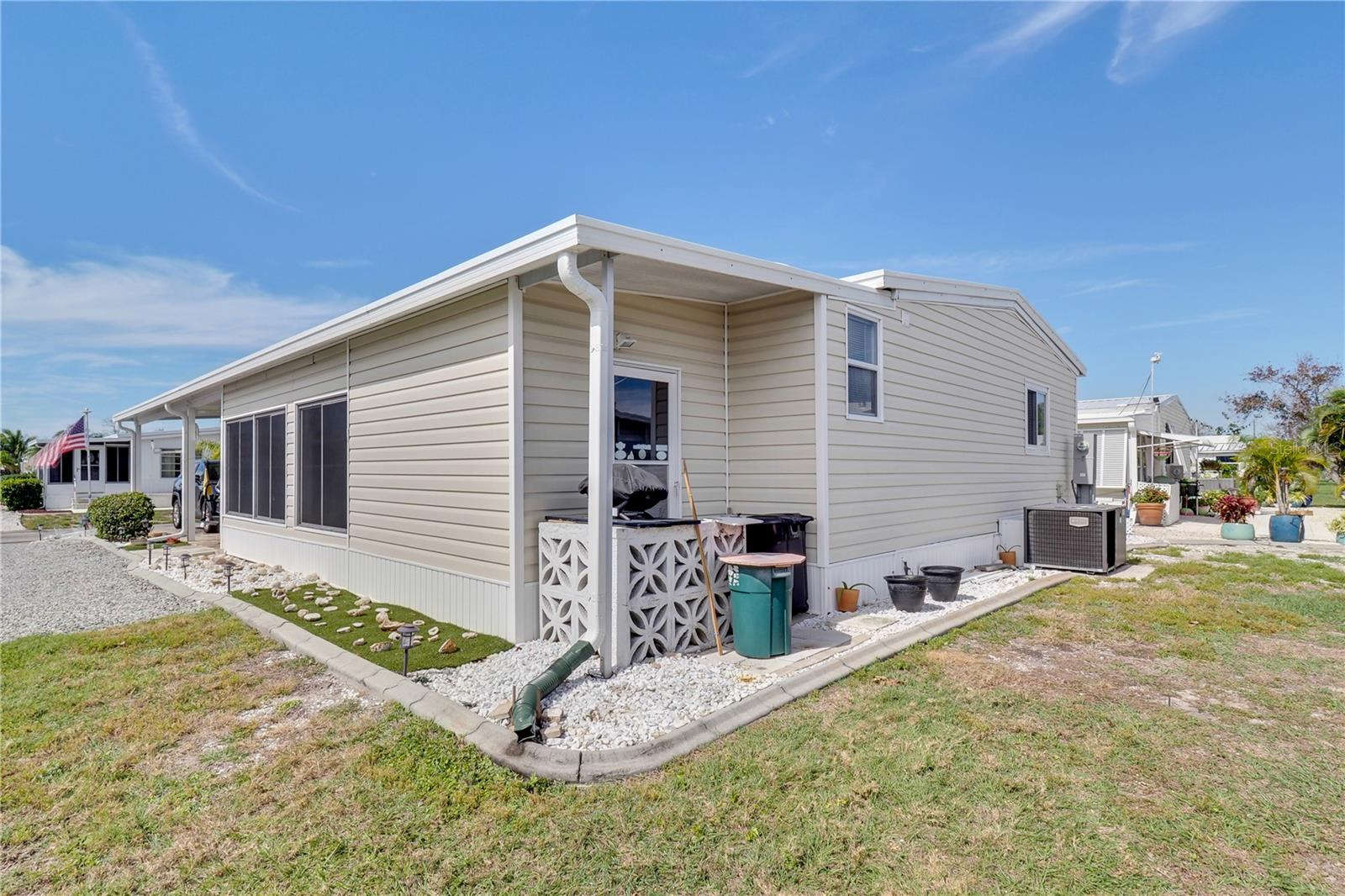4 N FLORA VISTA ST, ENGLEWOOD, FL, 34223