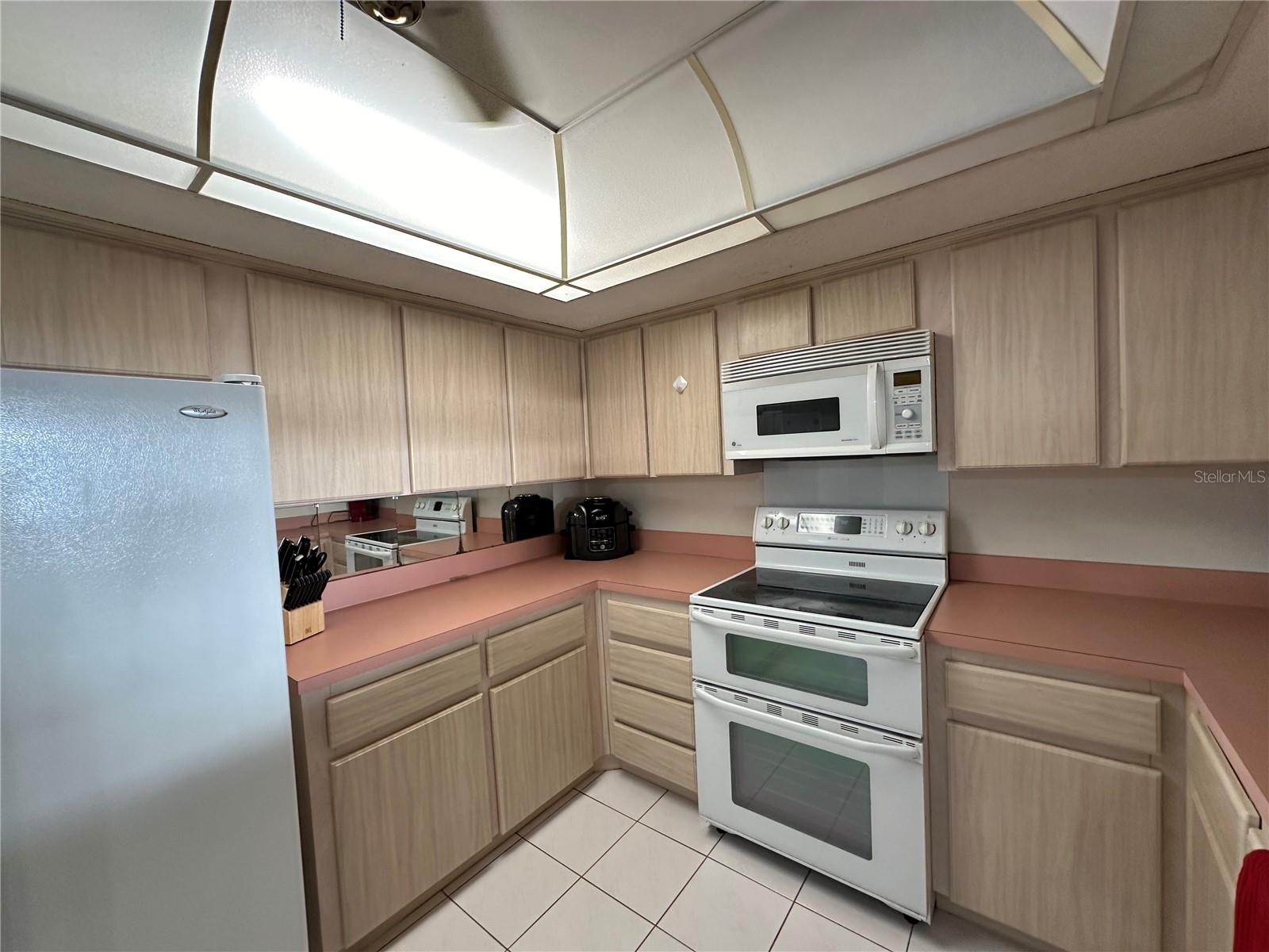 736 ISLAND WAY #204, CLEARWATER, FL, 33767