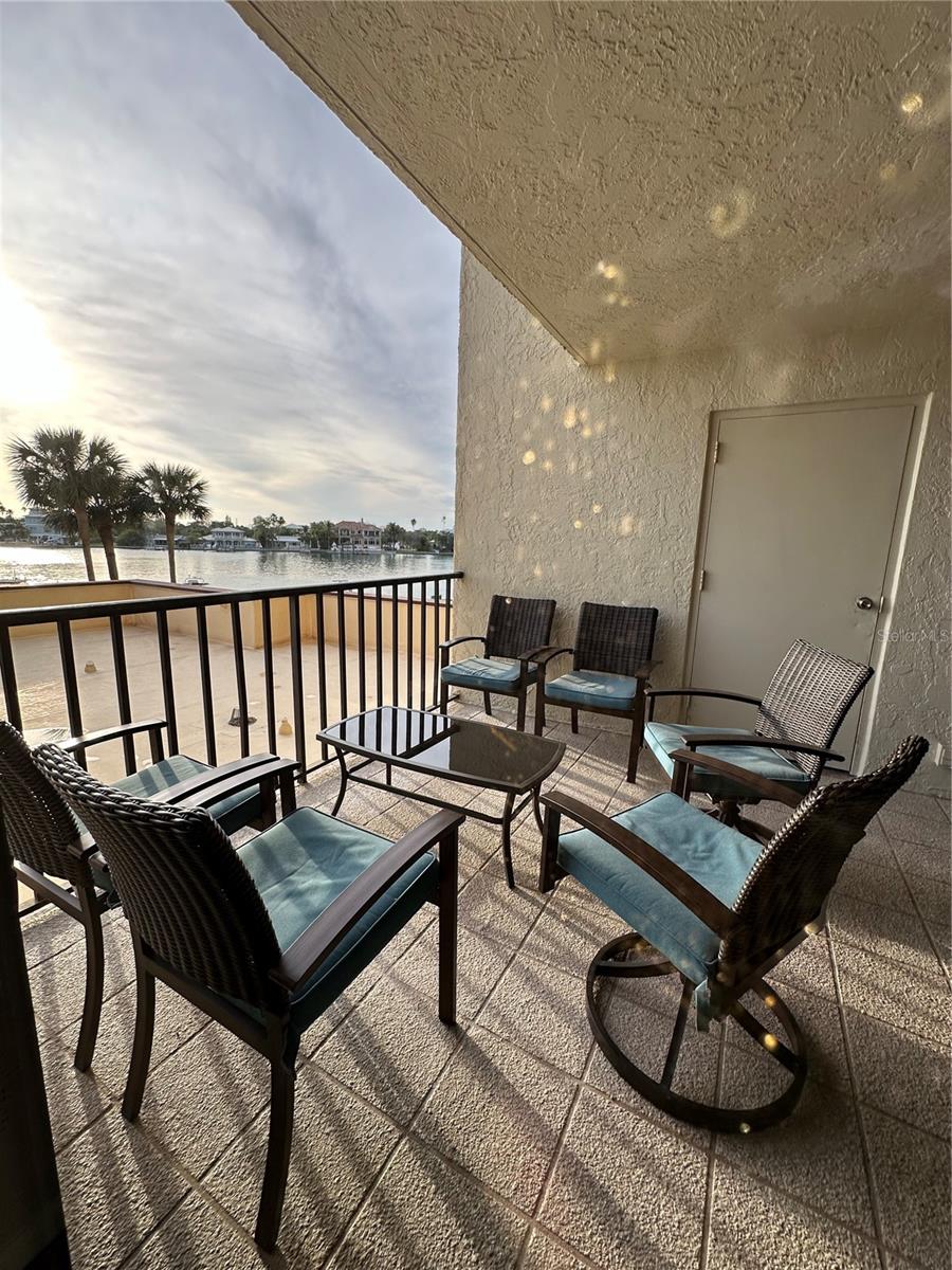 736 ISLAND WAY #204, CLEARWATER, FL, 33767