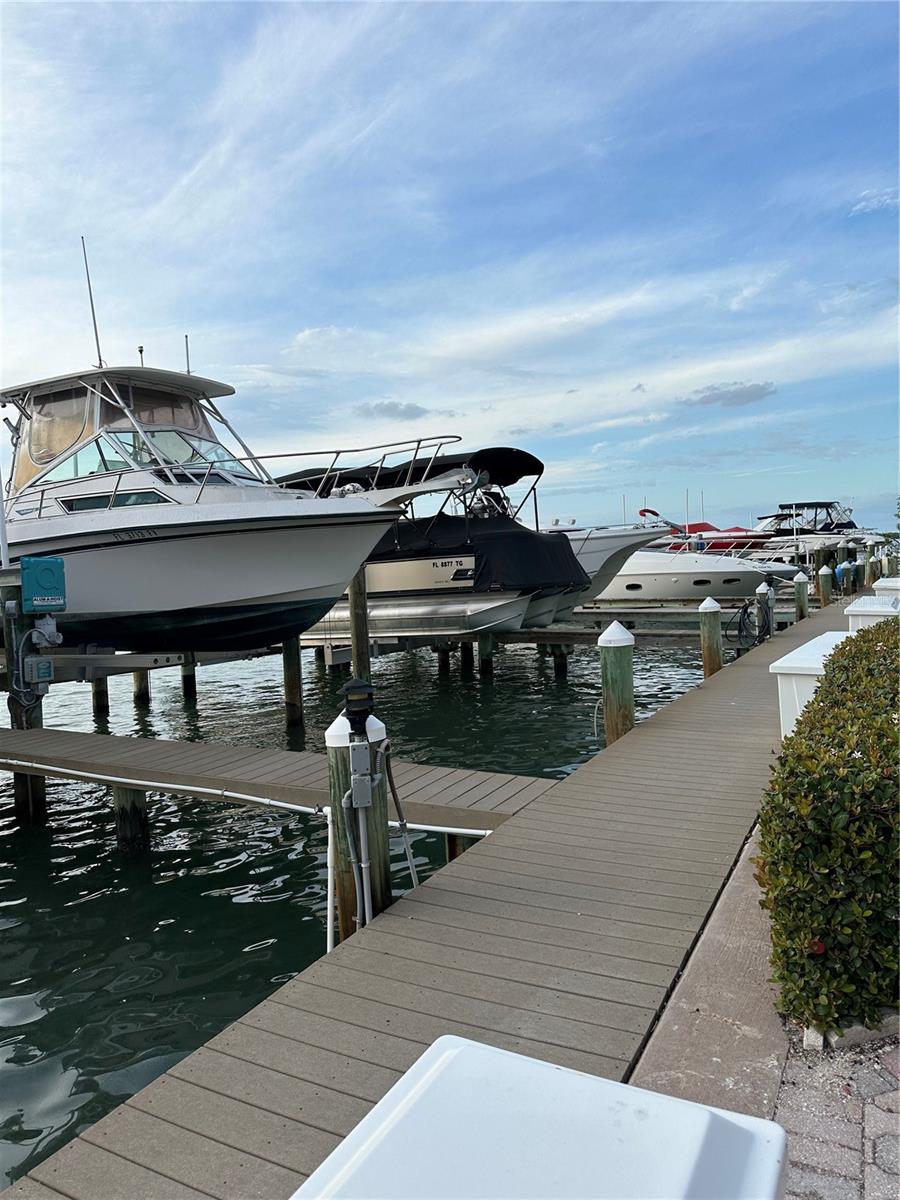 736 ISLAND WAY #204, CLEARWATER, FL, 33767