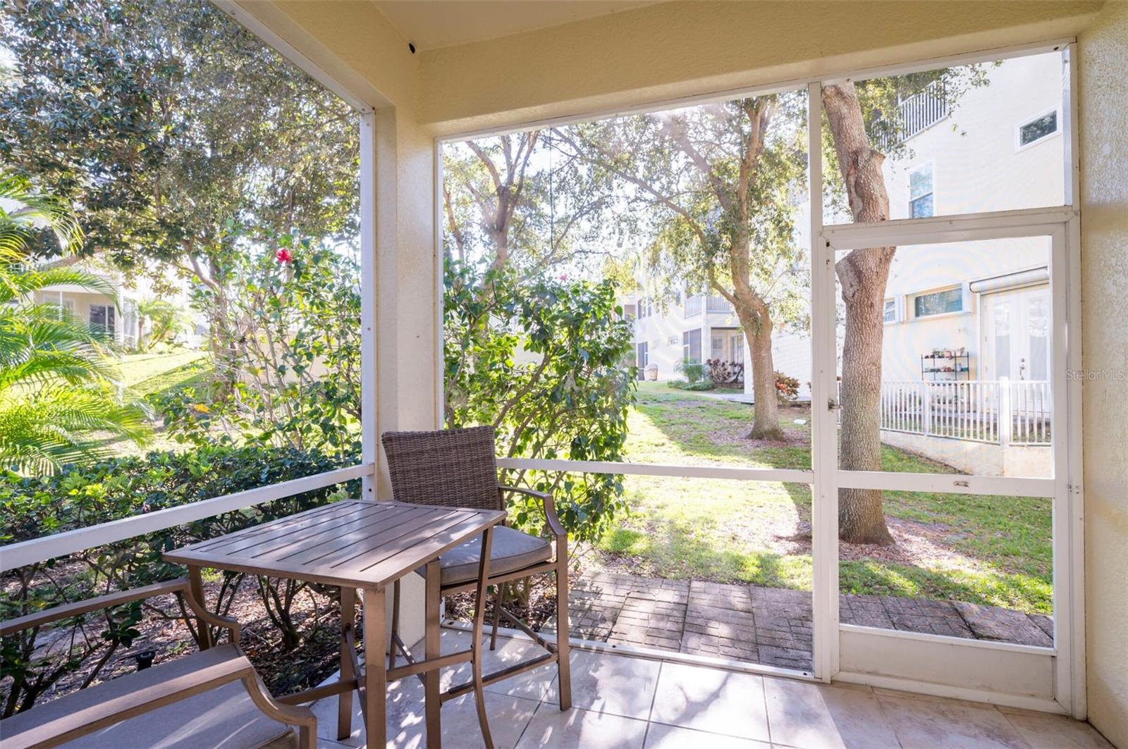 98 S HIGHLAND AVE #202, TARPON SPRINGS, FL, 34689