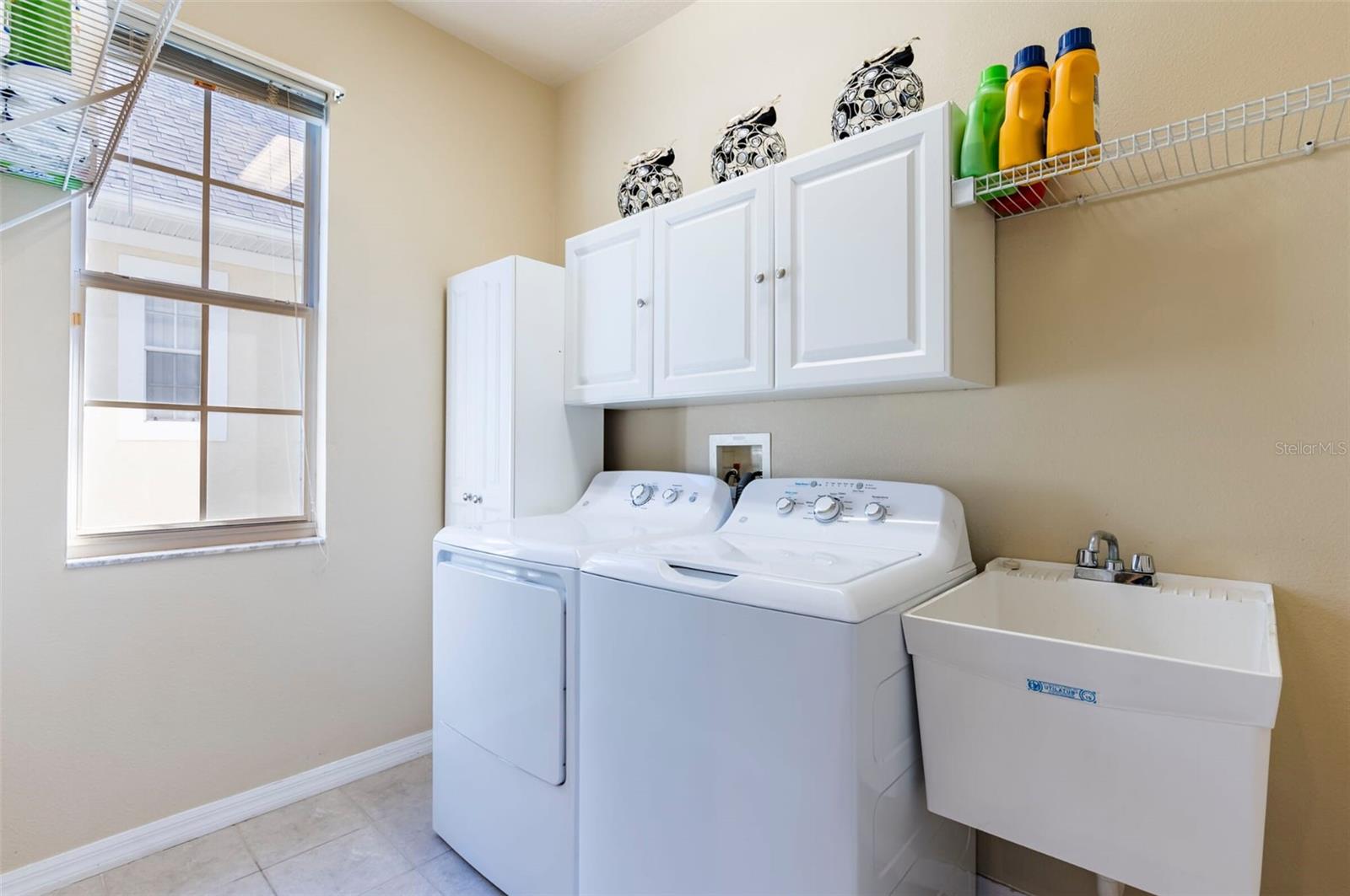 98 S HIGHLAND AVE #202, TARPON SPRINGS, FL, 34689