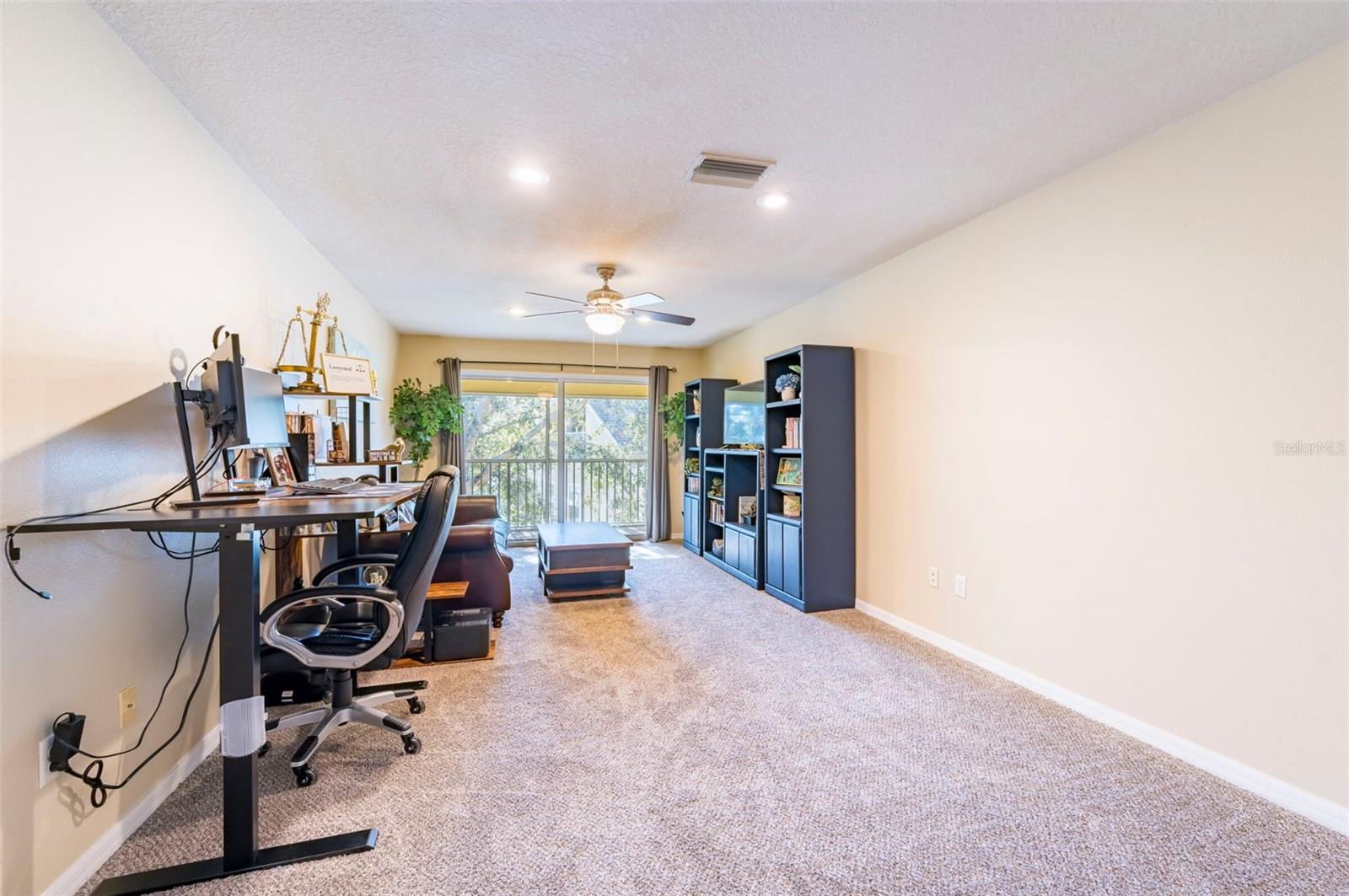 98 S HIGHLAND AVE #202, TARPON SPRINGS, FL, 34689