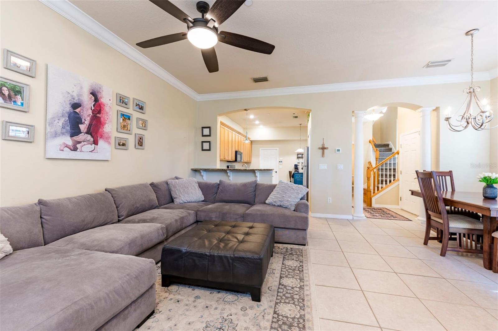 98 S HIGHLAND AVE #202, TARPON SPRINGS, FL, 34689
