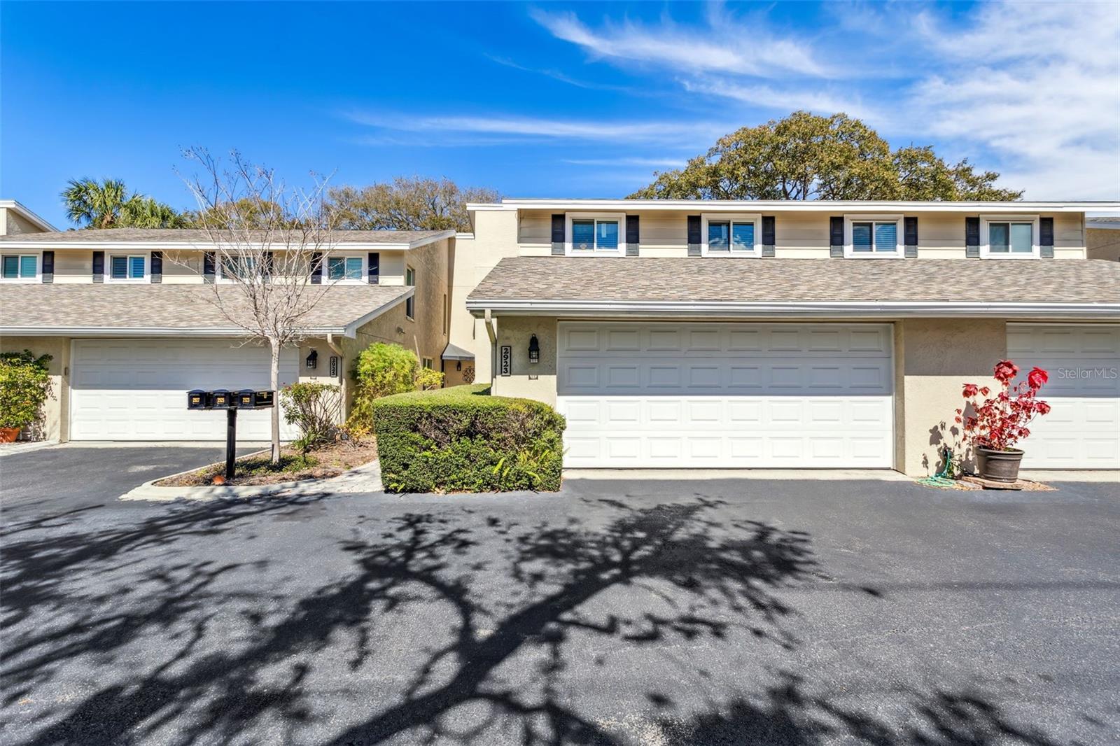 2923 W GANDY BLVD, TAMPA, FL, 33611