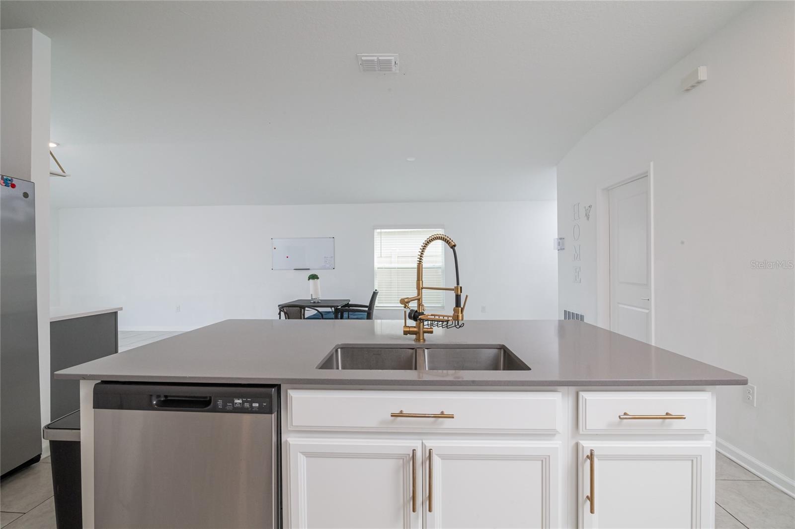 132 PINEYWOODS ST, ST CLOUD, FL, 34772