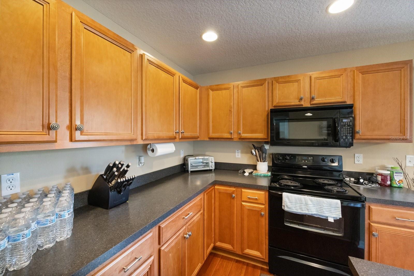 4564 LIMERICK DR, TAMPA, FL, 33610