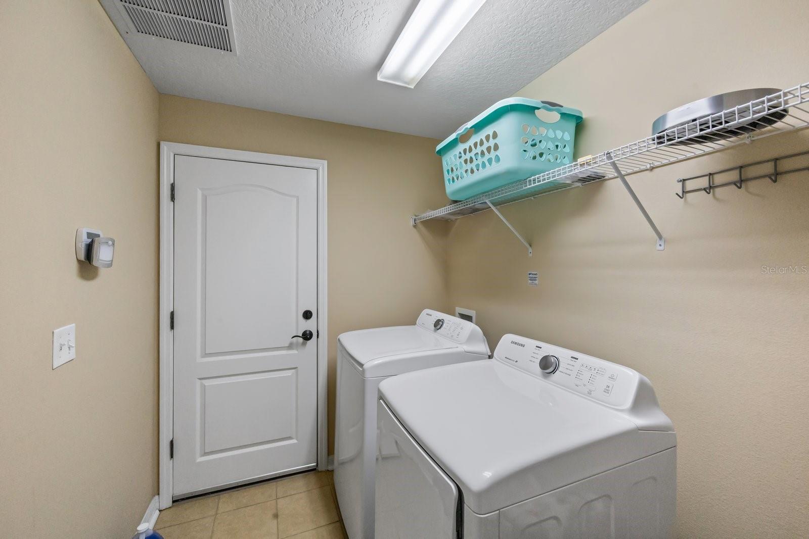 4564 LIMERICK DR, TAMPA, FL, 33610