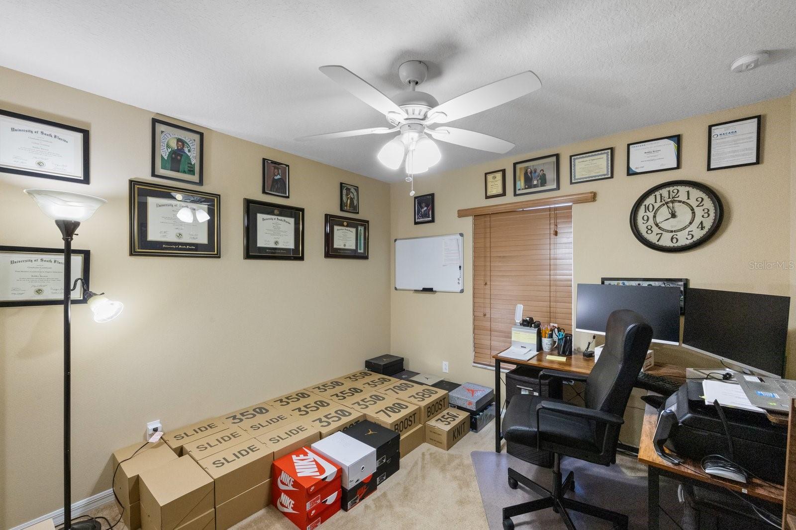 4564 LIMERICK DR, TAMPA, FL, 33610