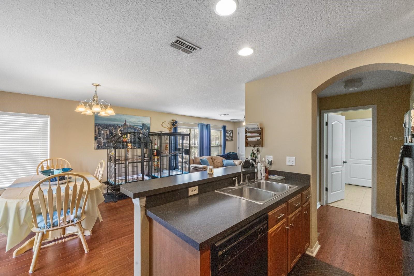 4564 LIMERICK DR, TAMPA, FL, 33610