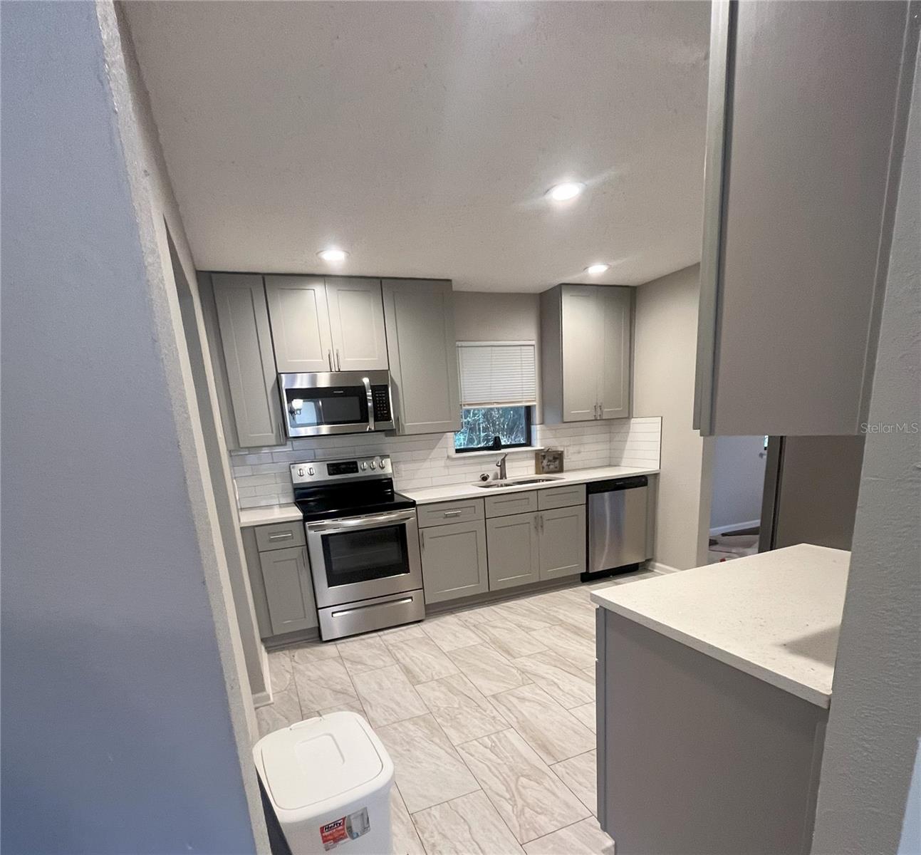 U8231511 Property Photo