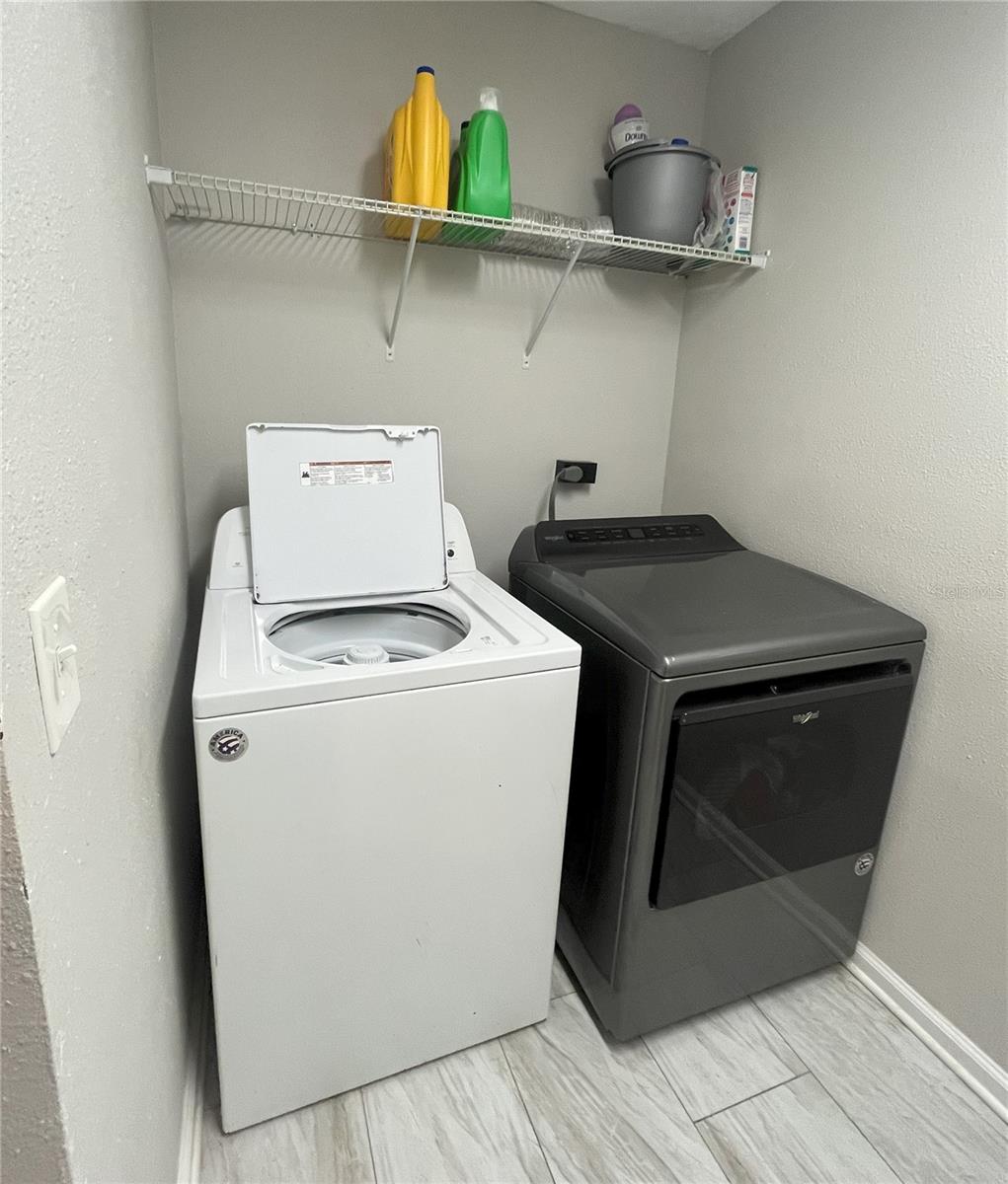 U8231511 Property Photo