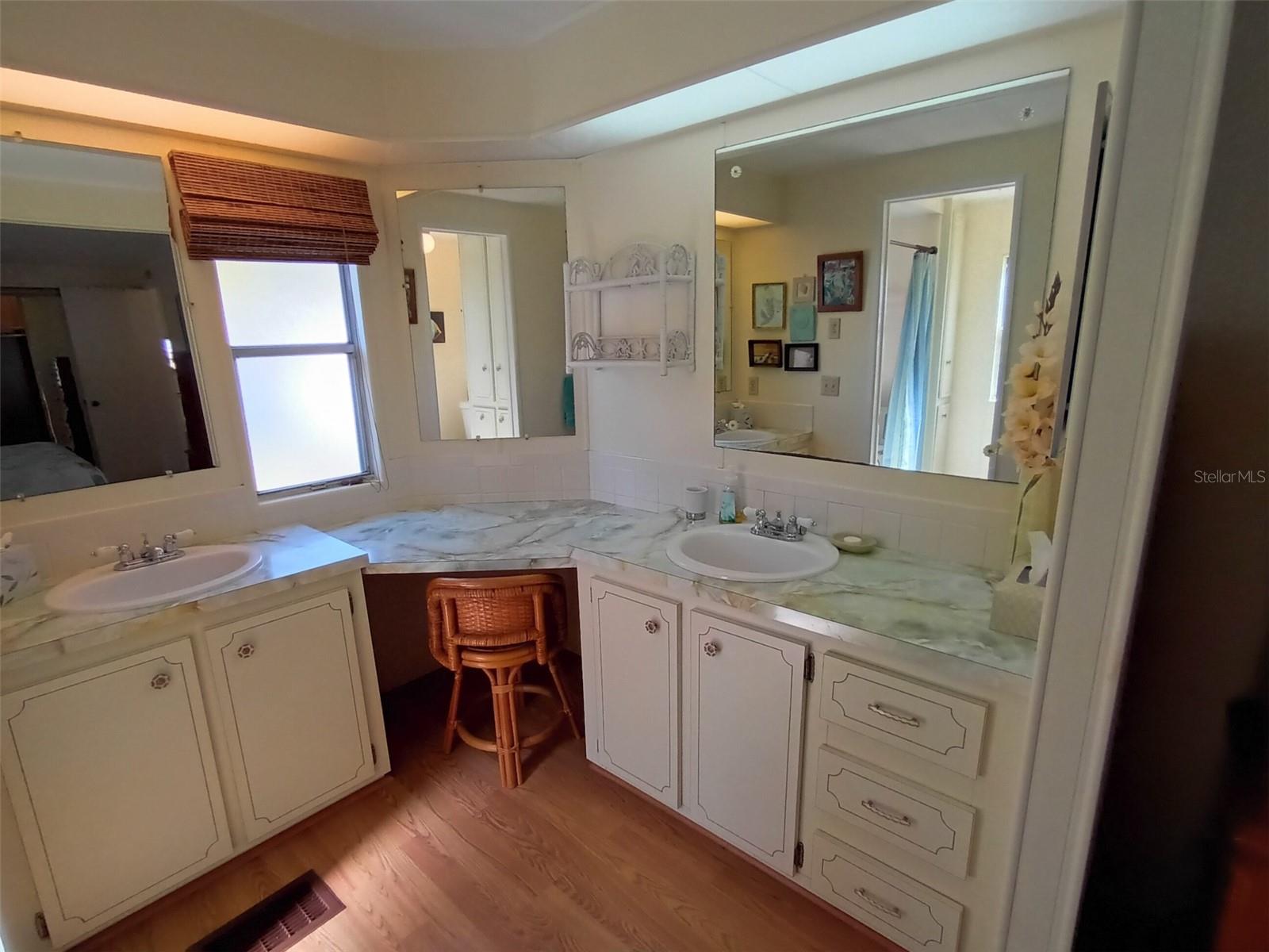 1817 INNISBROOK LN, SARASOTA, FL, 34234