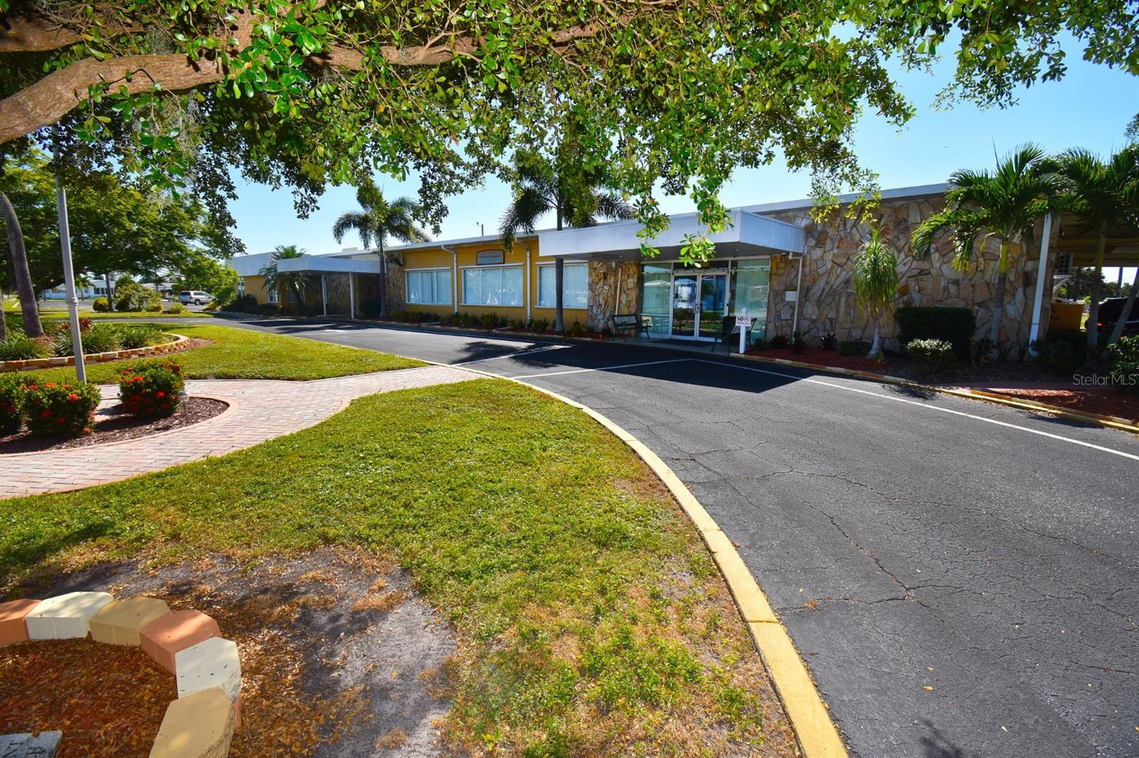 1817 INNISBROOK LN, SARASOTA, FL, 34234