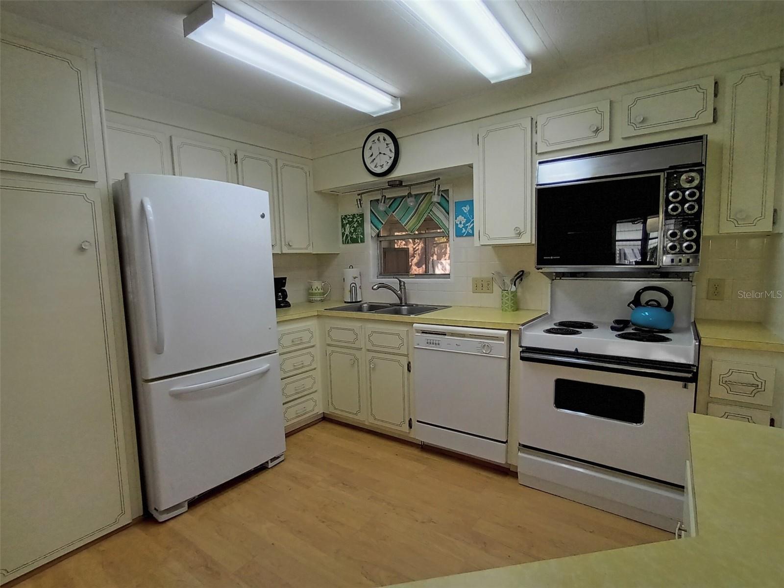 1817 INNISBROOK LN, SARASOTA, FL, 34234