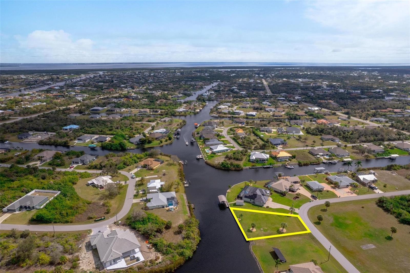 9372 GALAXIE CIR, PORT CHARLOTTE, FL, 33981